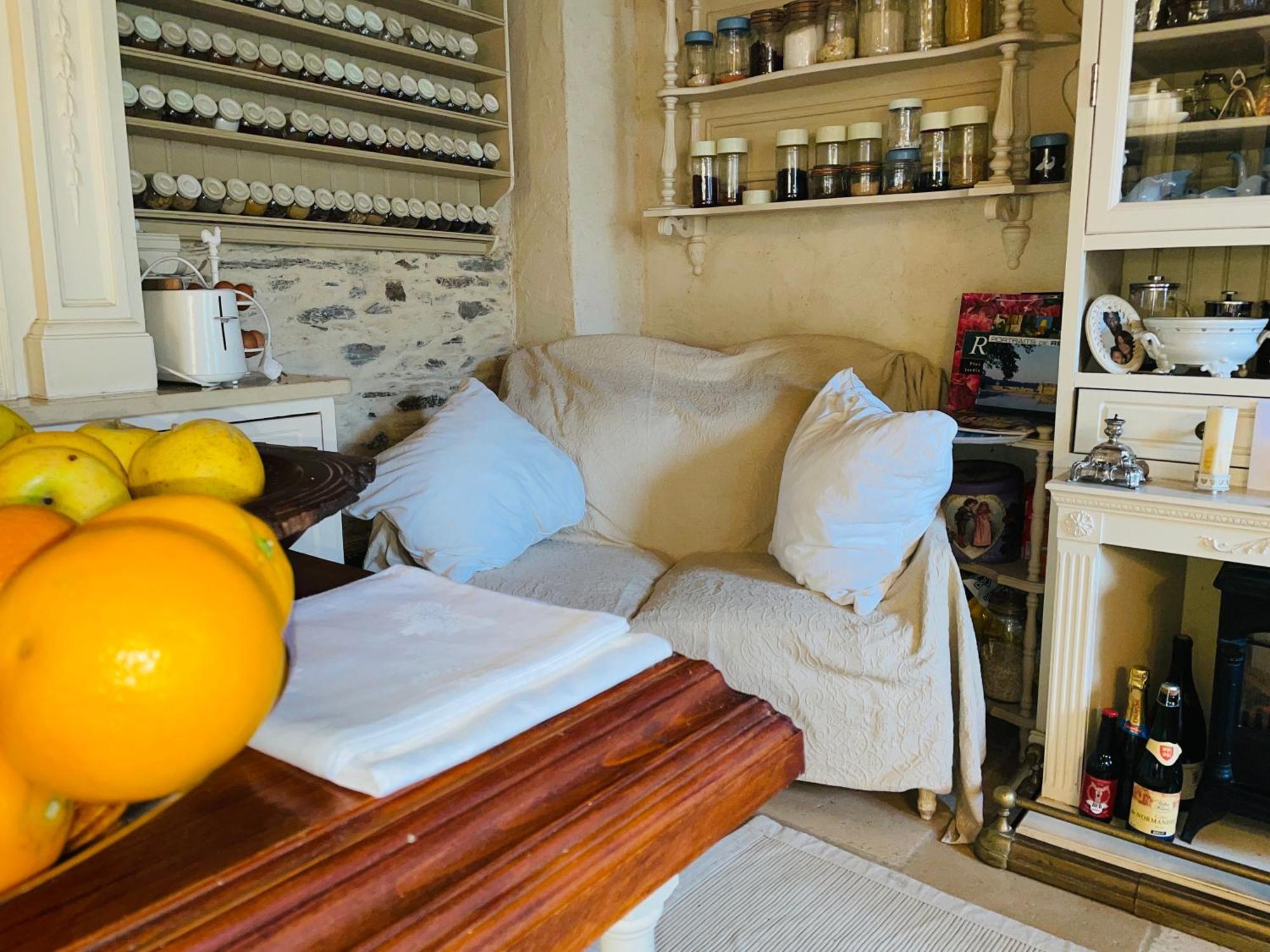 Chambre De Charme Dans Un Jardin De 1500M2 Nueil-sur-Layon Екстериор снимка